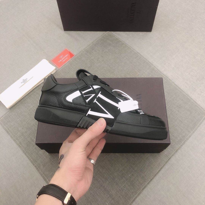 Valentino Sneakers